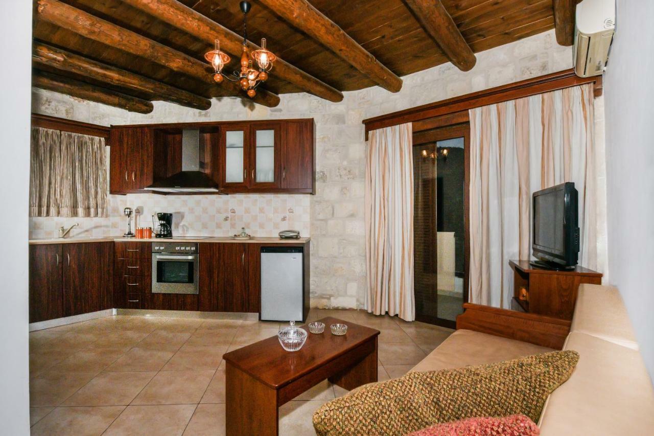 Ariadni Apartments Сфинарион Экстерьер фото