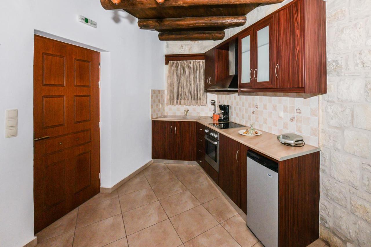 Ariadni Apartments Сфинарион Экстерьер фото